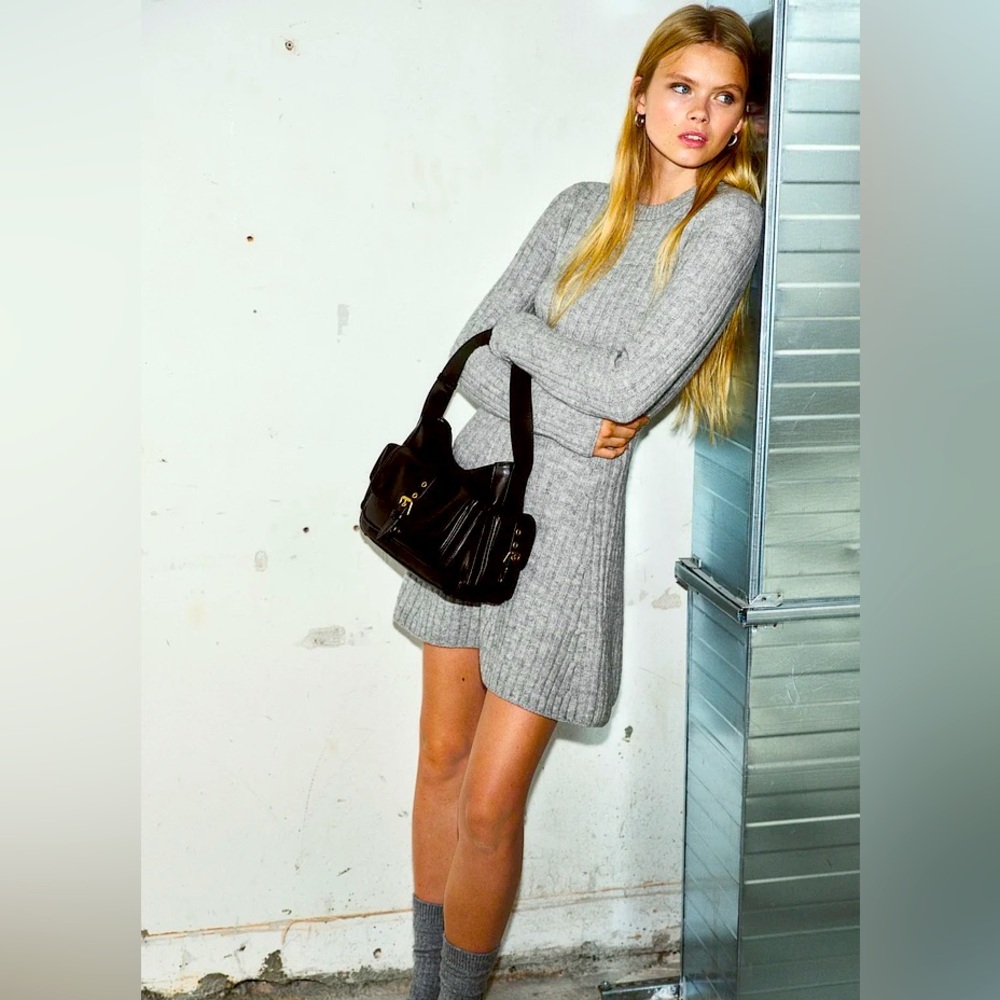 H&M Rib-Knit Dress with Flared Skirt XXS